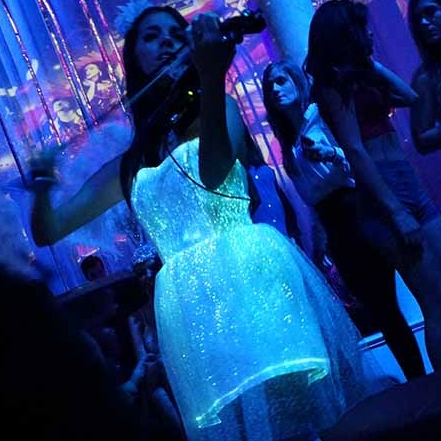 VIOLINISTA ELECTRÓNICA - VIOLINISTA LED PARA EVENTOS