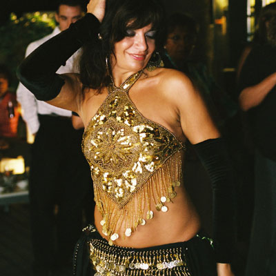 BAILARINA DE LA DANZA DEL VIENTRE :: DANZA DEL VIENTRE CLÁSICA O MODERNA.